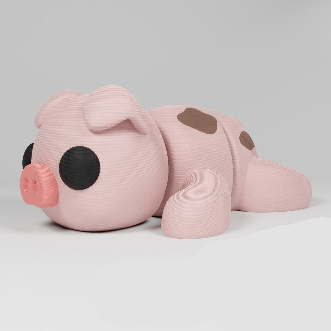 Cute 3D Printed Pig Figurine Articulated Desk Ornament